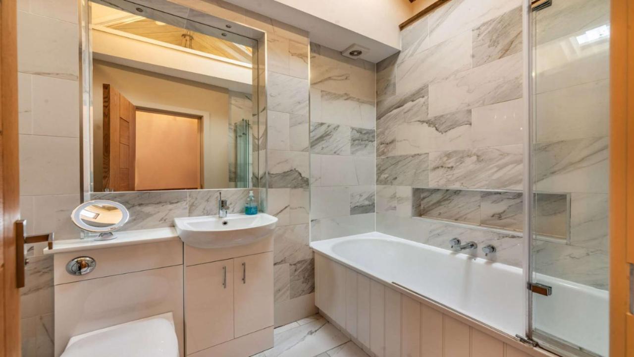 Church View Apartment 斯托昂泽沃尔德 外观 照片